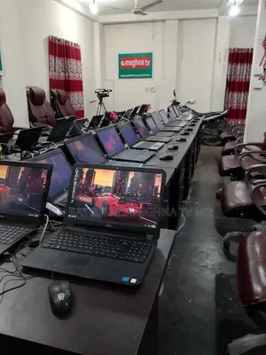 Laptop Lenovo 4GB Intel SSD 500GB