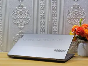 Laptop Lenovo 4GB Intel SSD 500GB