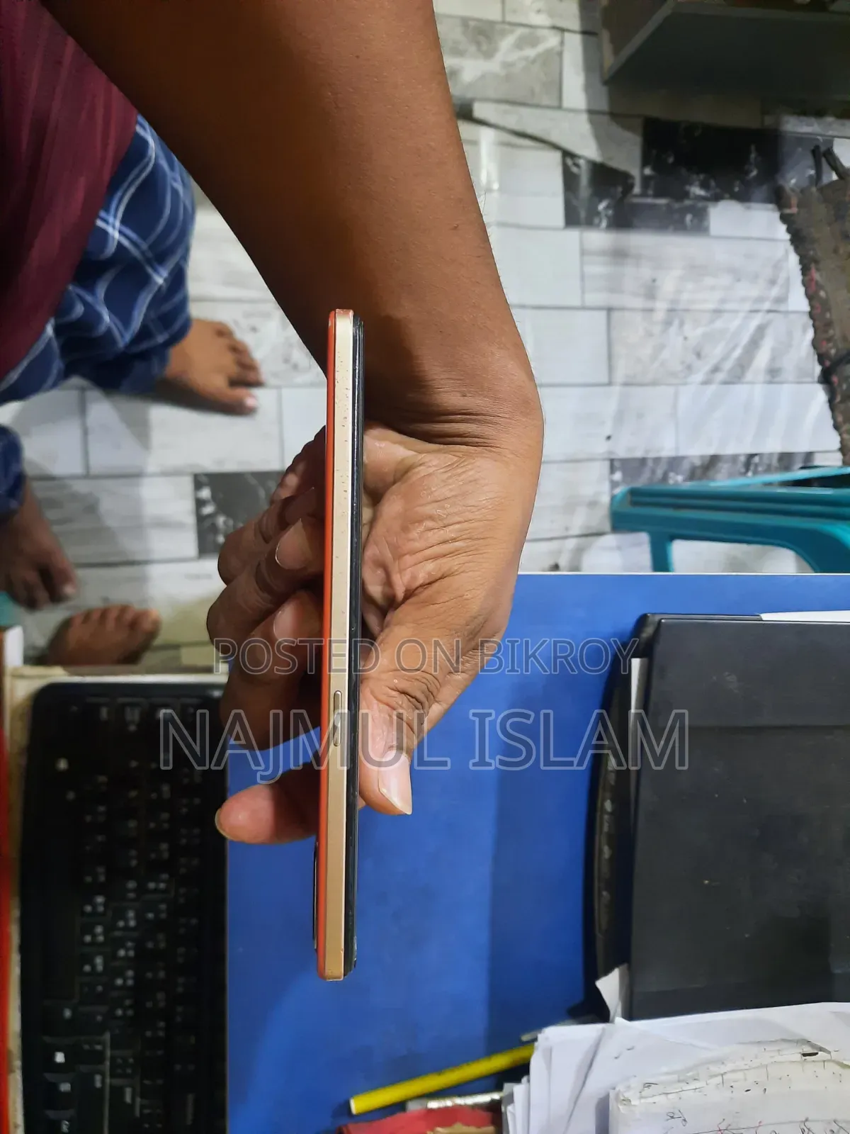 Oppo F17 128 GB Orange
