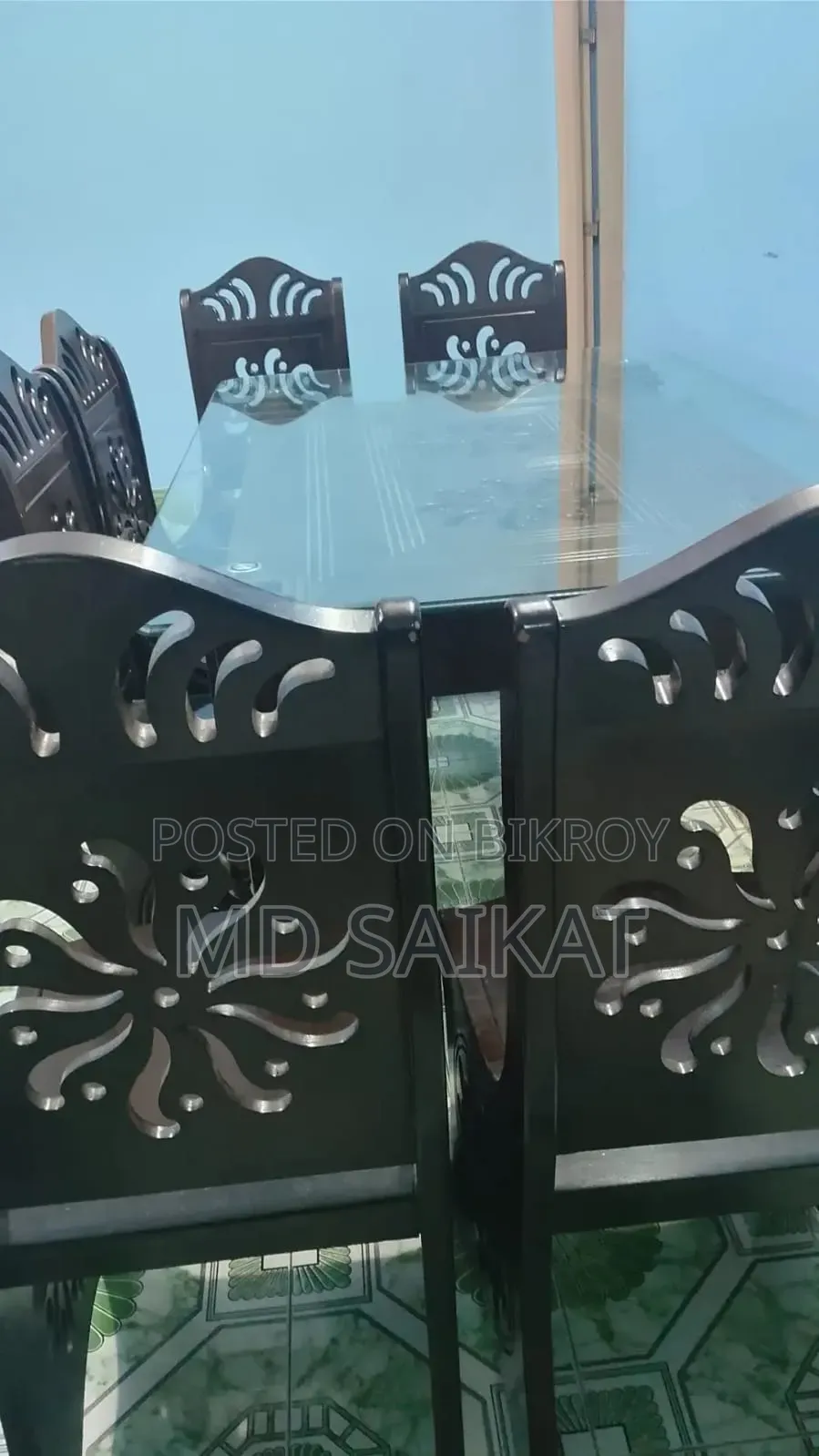 বাসার খাবার টেবিল ২ মাস ব্যবহার হয়েছে জরুরি বিক্রি হবে
