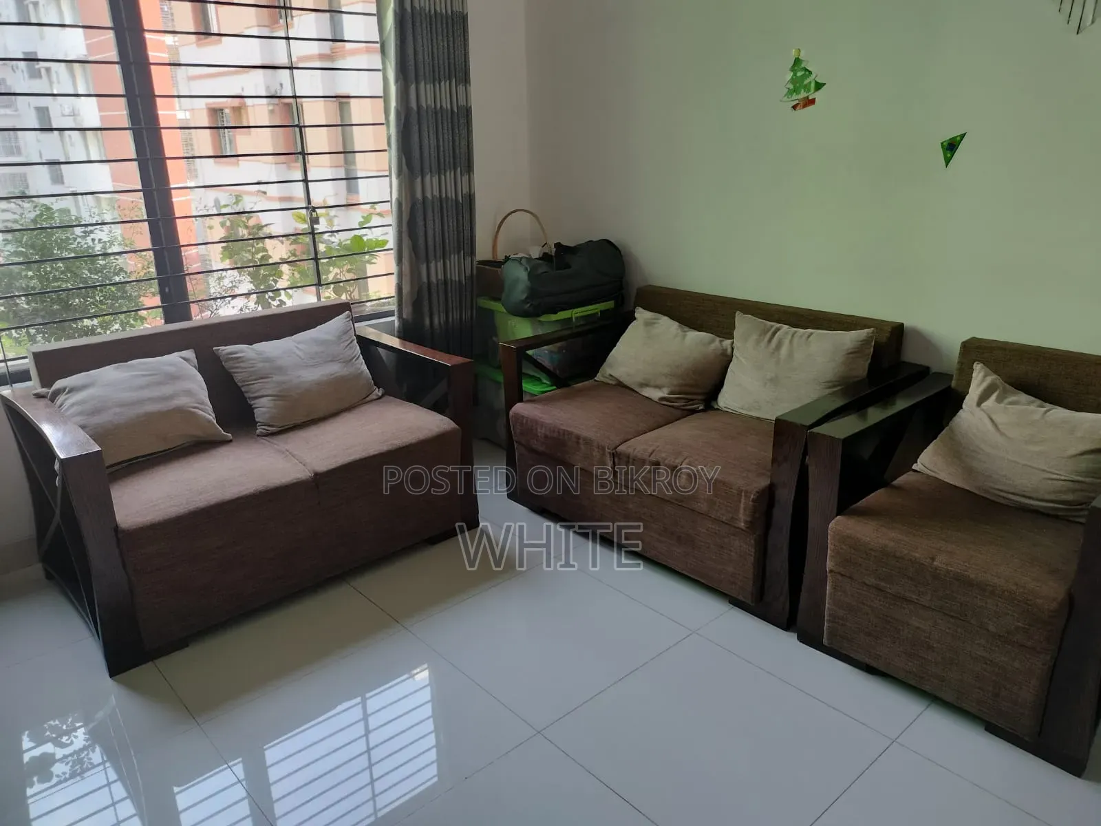Sofa set will be sold