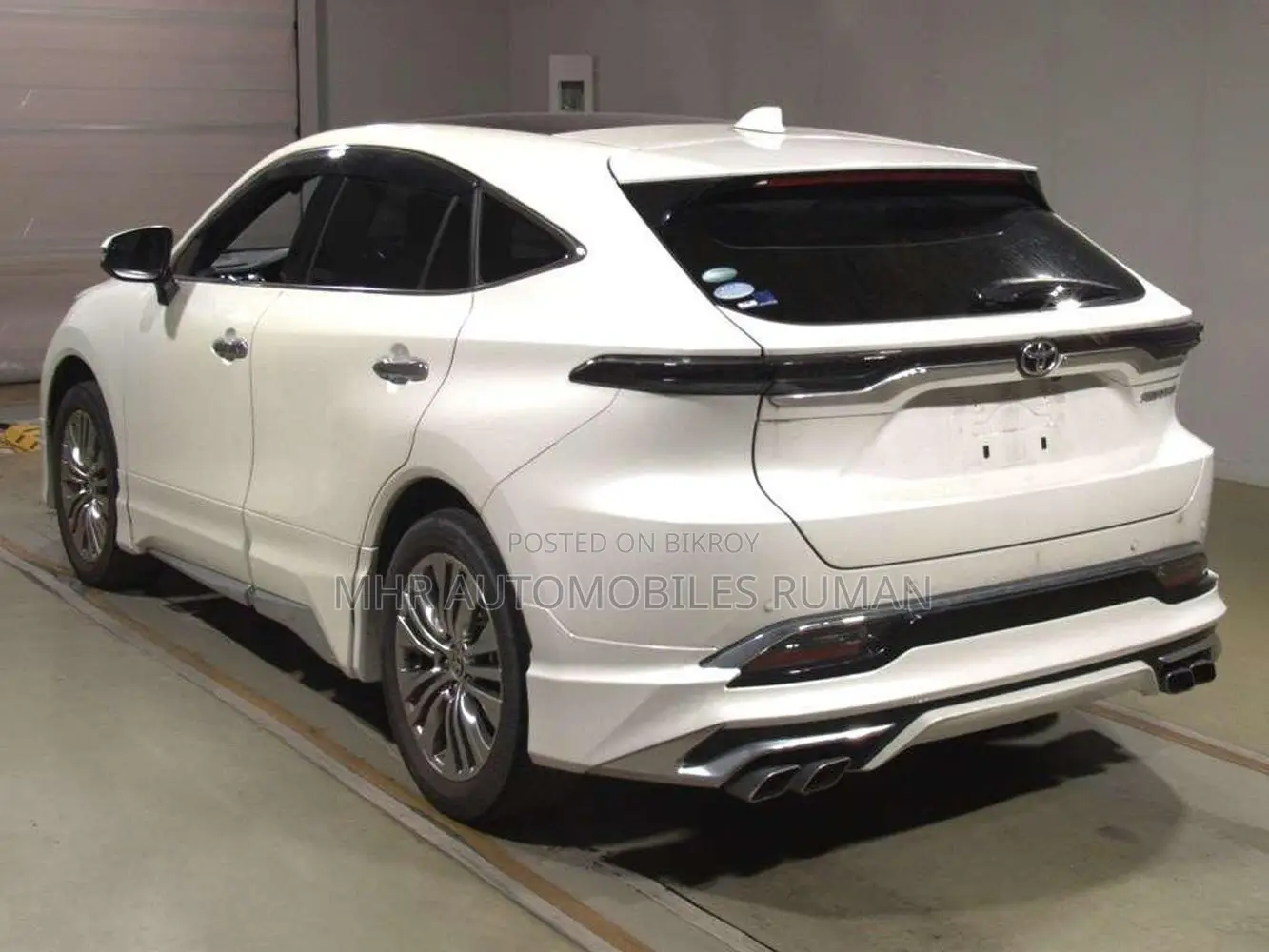 Toyota Harrier 2.0 2021 Pearl