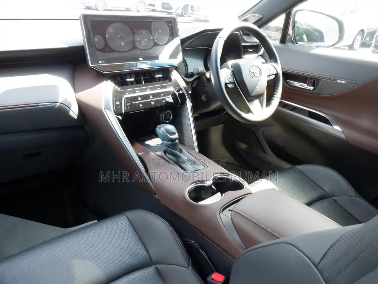 Toyota Harrier 2.0 2021 Pearl