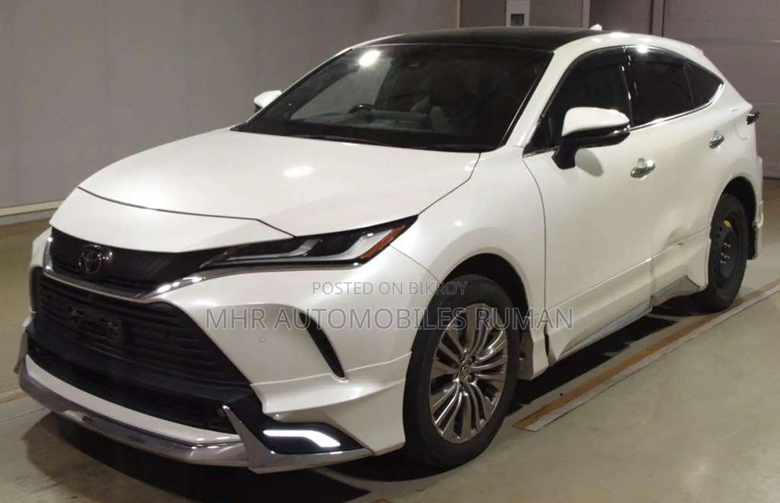 Toyota Harrier 2.0 2021 Pearl