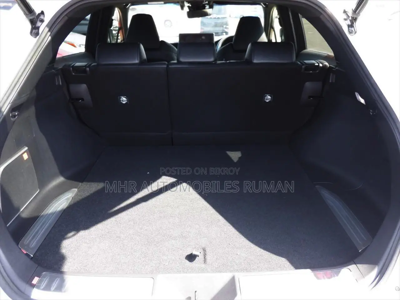Toyota Harrier 2.0 2021 Pearl
