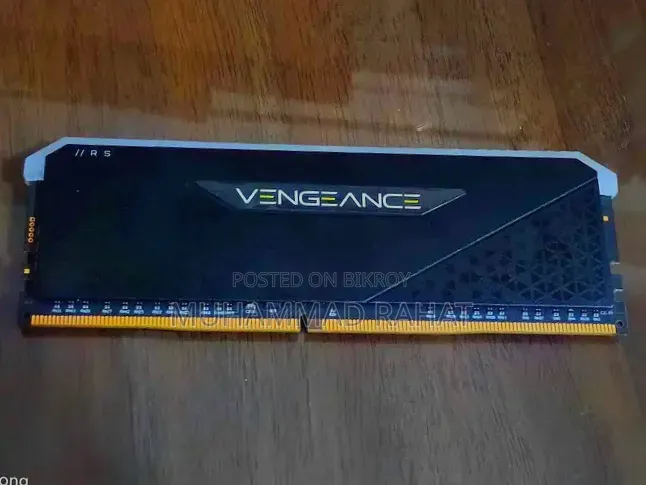 Ddr4 8GB 3200mhz -Corsair Vengeance RGB Rs Black Heatsink Desktop Ram