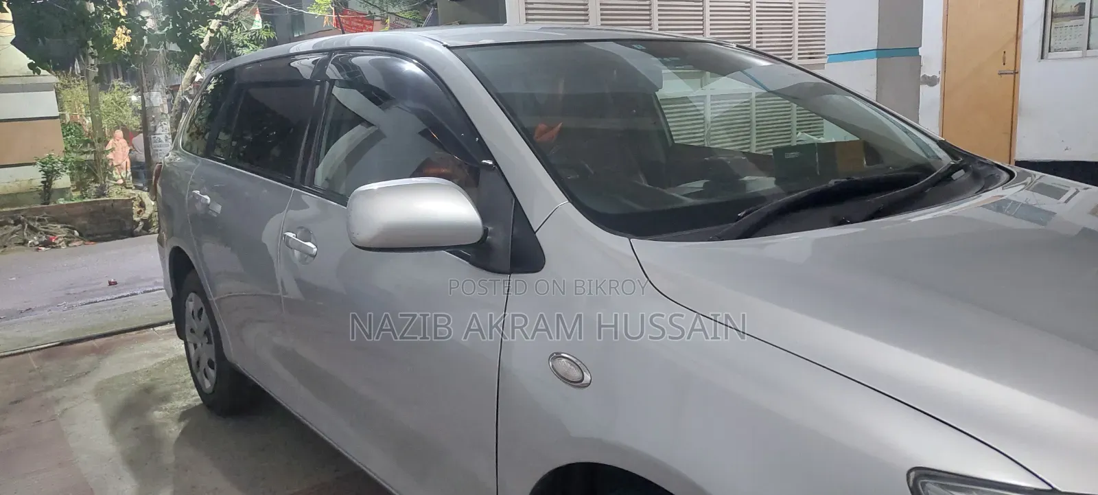 টয়োটা করোল্লা ফিল্ডার ২০১২ সিলভার