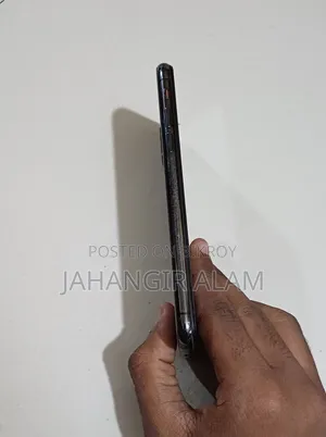 অ্যাপল আইফোন এক্স ২৫৬ জিবি ব্ল্যাক