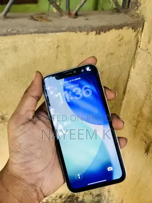 নতুন অ্যাপল আইফোন ১১ ৬৪ জিবি হোয়াইট