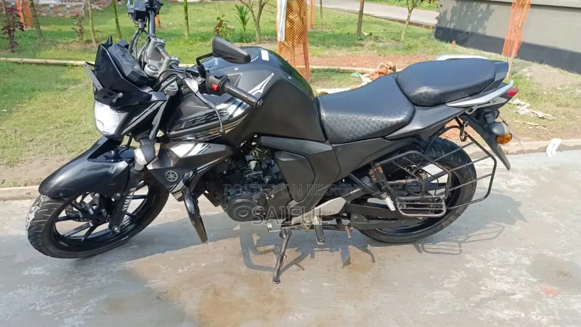 Yamaha FZS V2 2022 Black