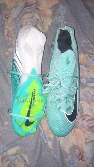 Mastergrade Football Boot