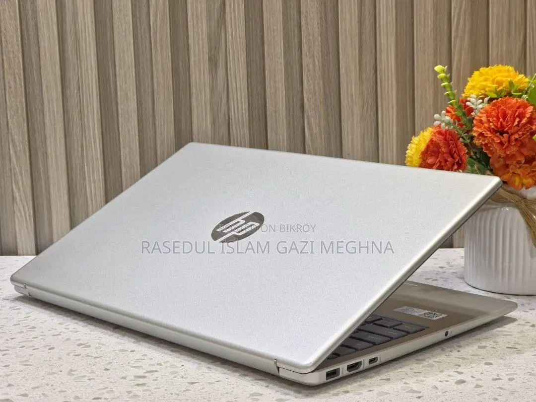 HP 8GB Intel Core i5 SSD 512GB Laptop