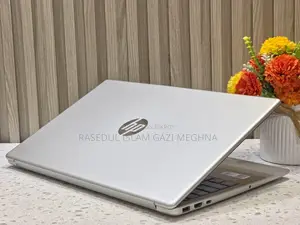 HP 8GB Intel Core i5 SSD 512GB Laptop