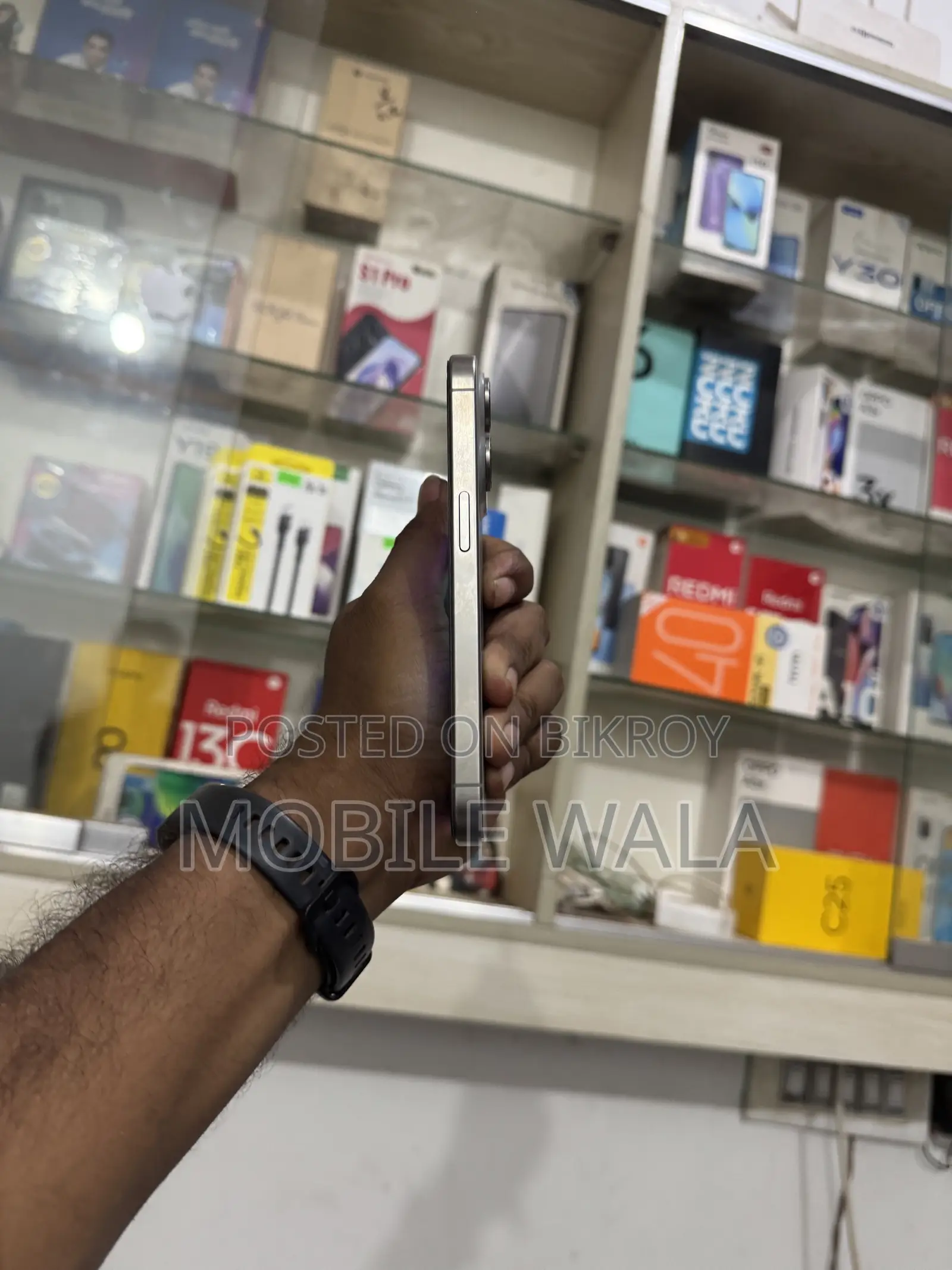 অ্যাপল আইফোন ১৫ প্রো ২৫৬ জিবি গ্রে