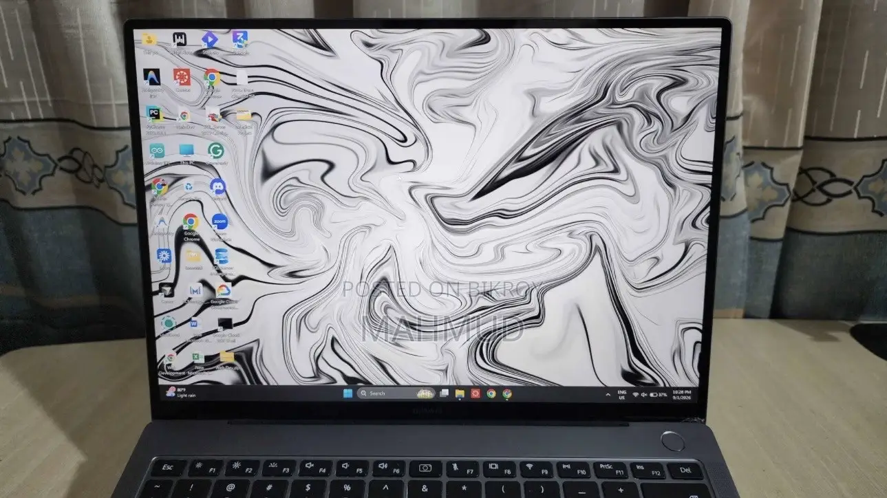 Laptop Huawei MateBook 13 WRT-W19E 16GB Intel Core i7 SSD 512GB