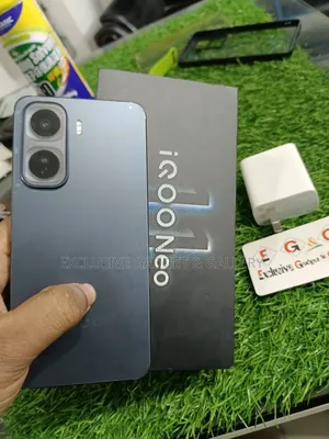 iQOO Neo11 256 GB Blue