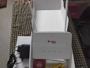 রবি 4G রাউটার (ZLT T300SE) - ব্যাটারি ব্যাকআপ সহ ডুয়াল ব্যান্ড (নতুনের মতো)