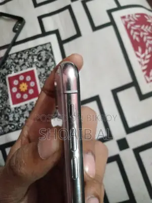 অ্যাপল আইফোন এক্স ২৫৬ জিবি হোয়াইট