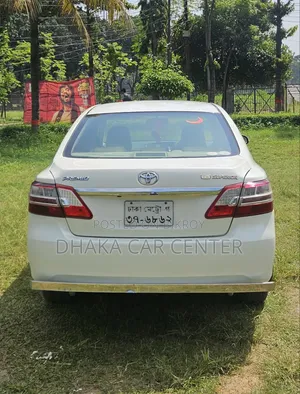 টয়োটা প্রিমিও ১.৫ এফডব্লিউডি ২০১০ পার্ল