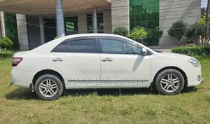 টয়োটা প্রিমিও ১.৫ এফডব্লিউডি ২০১০ পার্ল