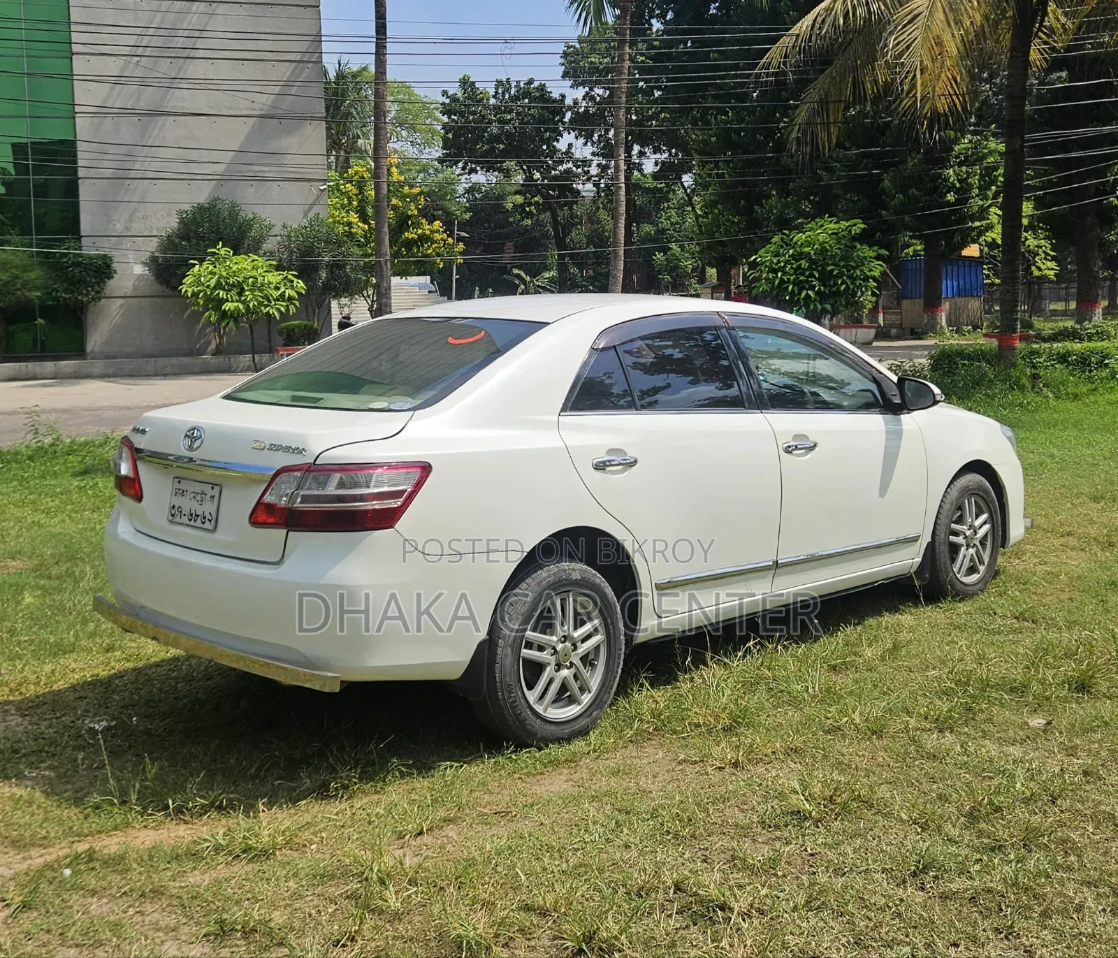 টয়োটা প্রিমিও ১.৫ এফডব্লিউডি ২০১০ পার্ল