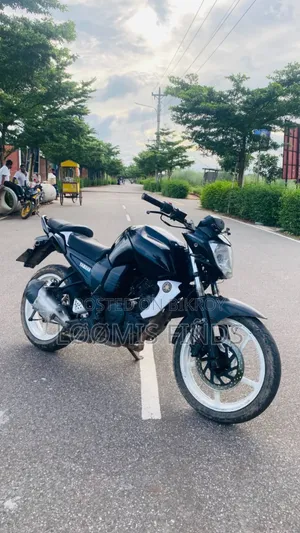 যামাহা এফজেড ২০১৪ ব্ল্যাক