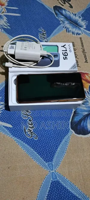 Vivo Y19s 128 GB White