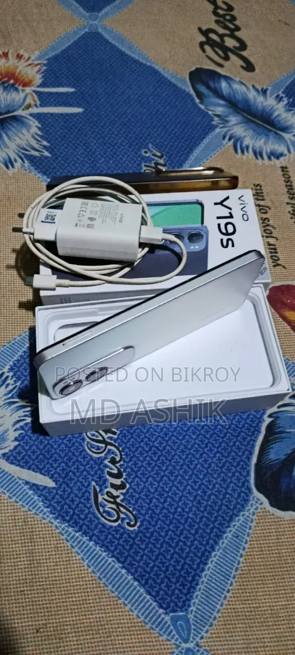 Vivo Y19s 128 GB White