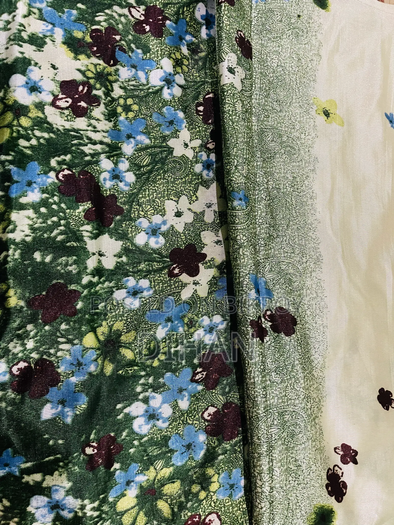 পর্দা Available (নতুন) ৬ কুচি , ৭ পিস আছে Per Piece Price: 250 Tk