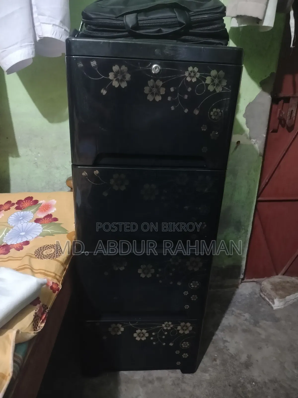 ওয়ার্ডরোব