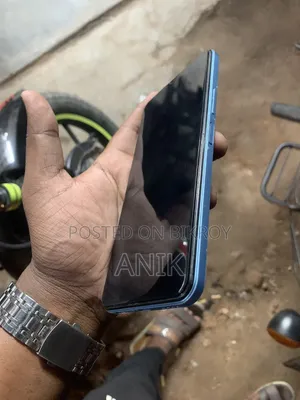 Vivo iQOO Z6 Lite 128 GB Blue