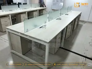 ফ্রস্টেড গ্লাস পার্টিশন সাথে মেলামাইন বোড মেটাল ফ্রেম