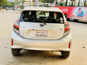 টয়োটা অ্যাকুয়া ২০২০ সিলভার