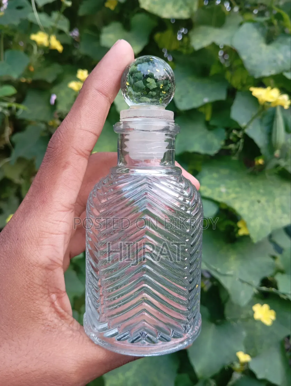 আতরের বোতল