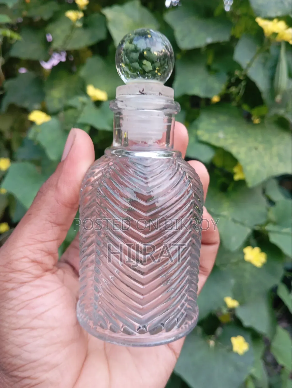 আতরের বোতল