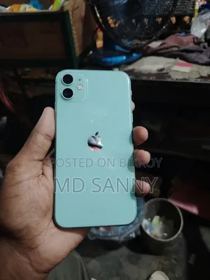 হিরো গ্ল্যামার ২০২৫ নীল