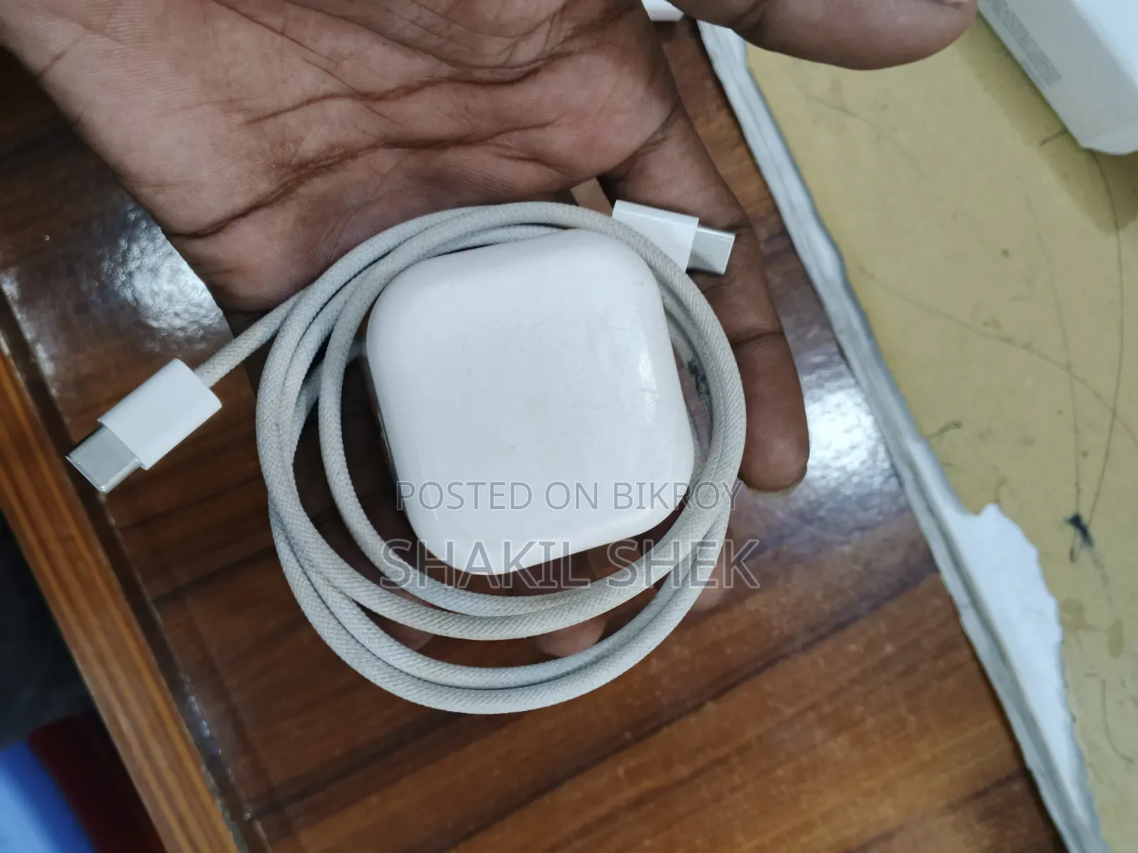 iPhone 14 Charger