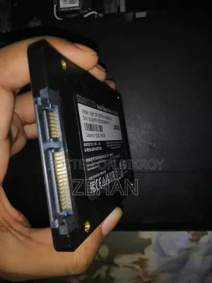 Gigabyte SATA III 2.5 Inch SSD (240GB)