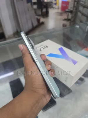 ভিভো ওয়াই১৮ ১২৮ জিবি ব্লু
