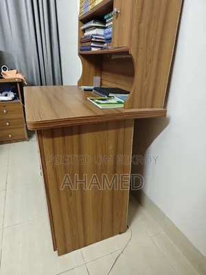 উডেন স্টাডি টেবিল উইথ বুকশেলফ অ্যান্ড কেবিনেট