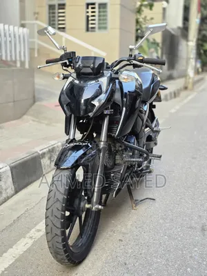 টিভিএস আপাচি আরটিআর ১৬০ ৪ভি ২০২৪ ব্ল্যাক