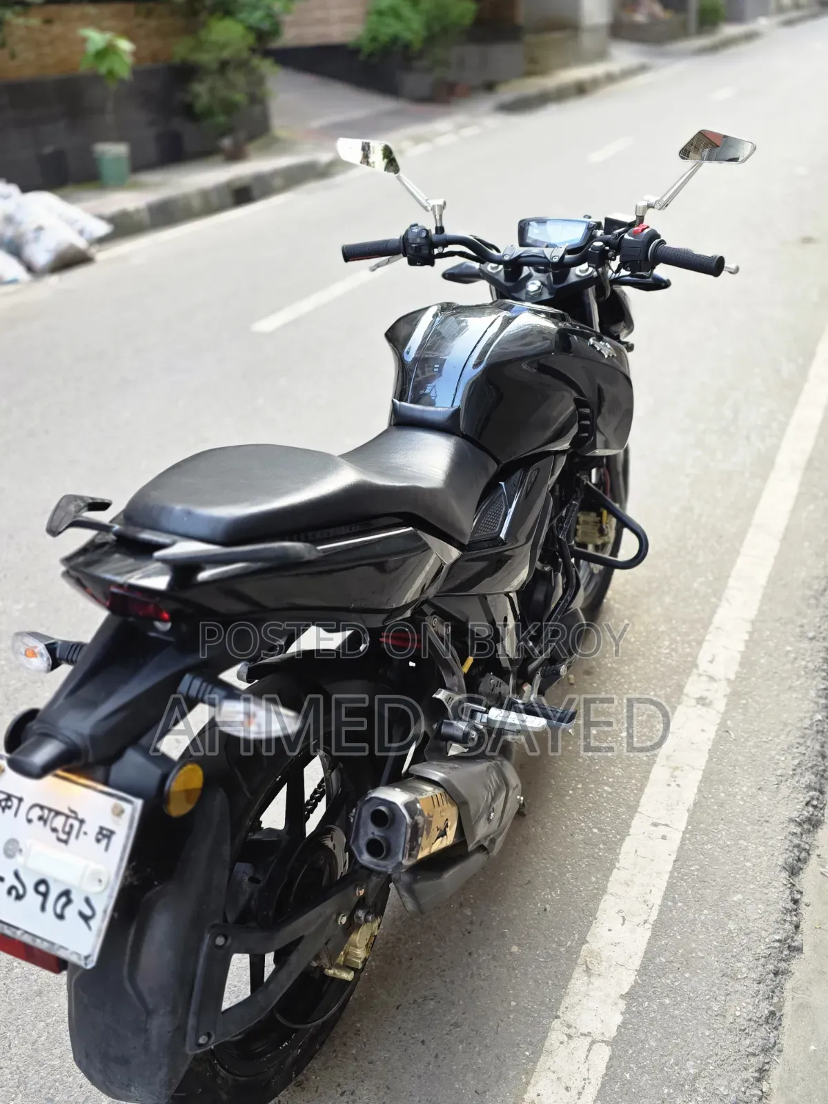টিভিএস আপাচি আরটিআর ১৬০ ৪ভি ২০২৪ ব্ল্যাক