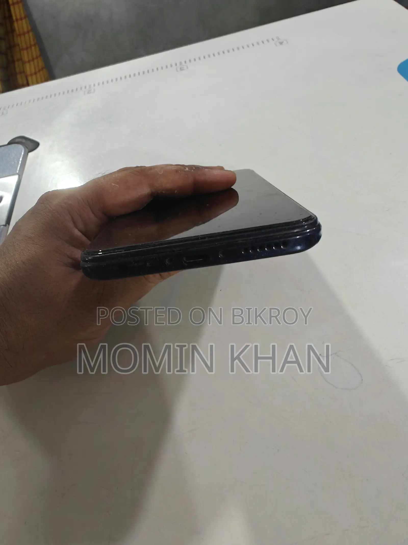 Vivo Y19 128 GB Blue