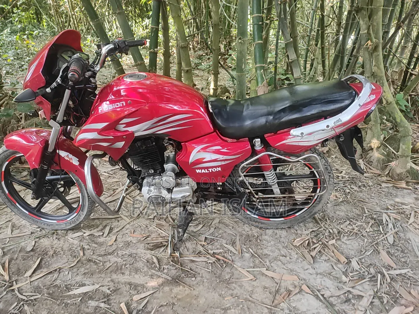 ওয়ালটন ফিউশন ১২৫ ইএক্স ২০১৮ লাল