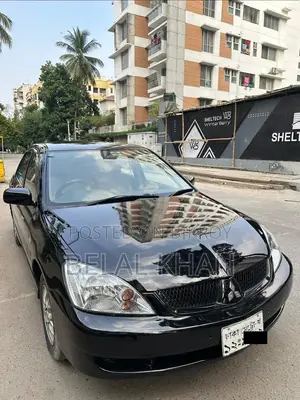 মিতসুবিশি ল্যান্সার ২০০৯ কালো