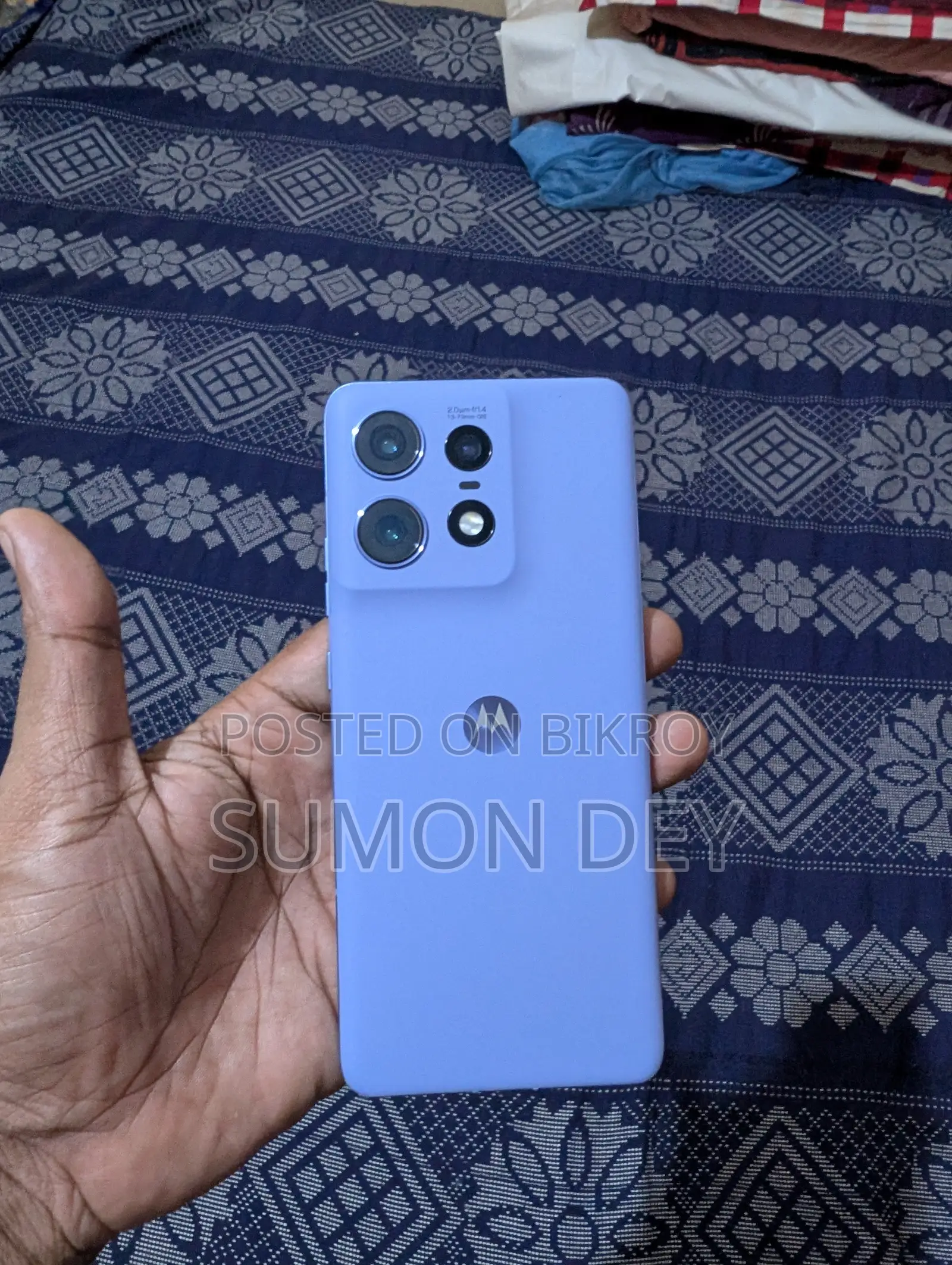 মোটর চলা এজ ৫০ প্রো ২৫৬ জিবি পার্পল