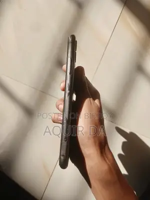 New Apple iPhone 11 64 GB Black
