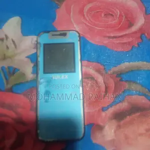 মোবাইল ফোন নীল