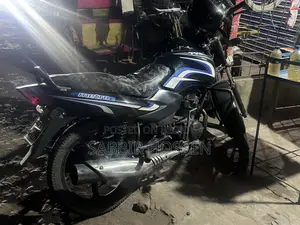 নতুন টিভিএস মেট্রো ২০২৫ ব্ল্যাক