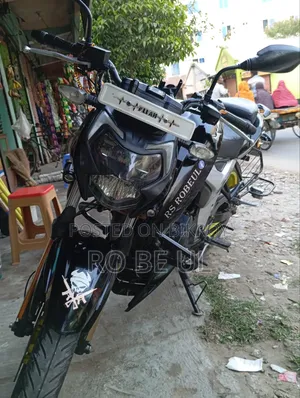 টিভিএস আপাচে আরটিআর ১৬০ ৪ভি ২০২১ কালো